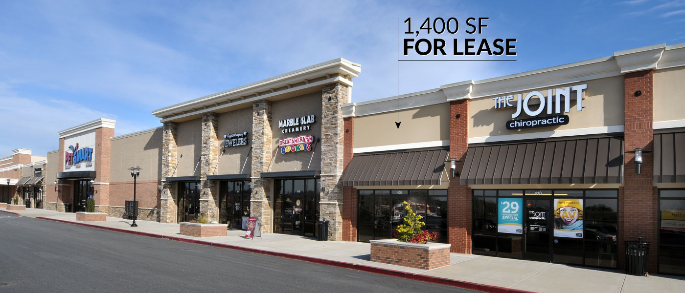 1400 sf retail space for lease at Dawson Crossroads in Dawsonville GA